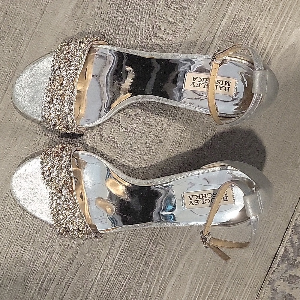 Badgley Misschka Silver Rhinestone  Heels NWOB